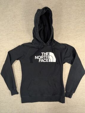 North Face Classic White Logo Black Hoodie Closet Staple Athletic Preppy XS